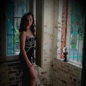 Meet your Posher, Chloe